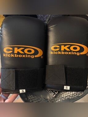 CKO Kickboxing Gloves SMALL